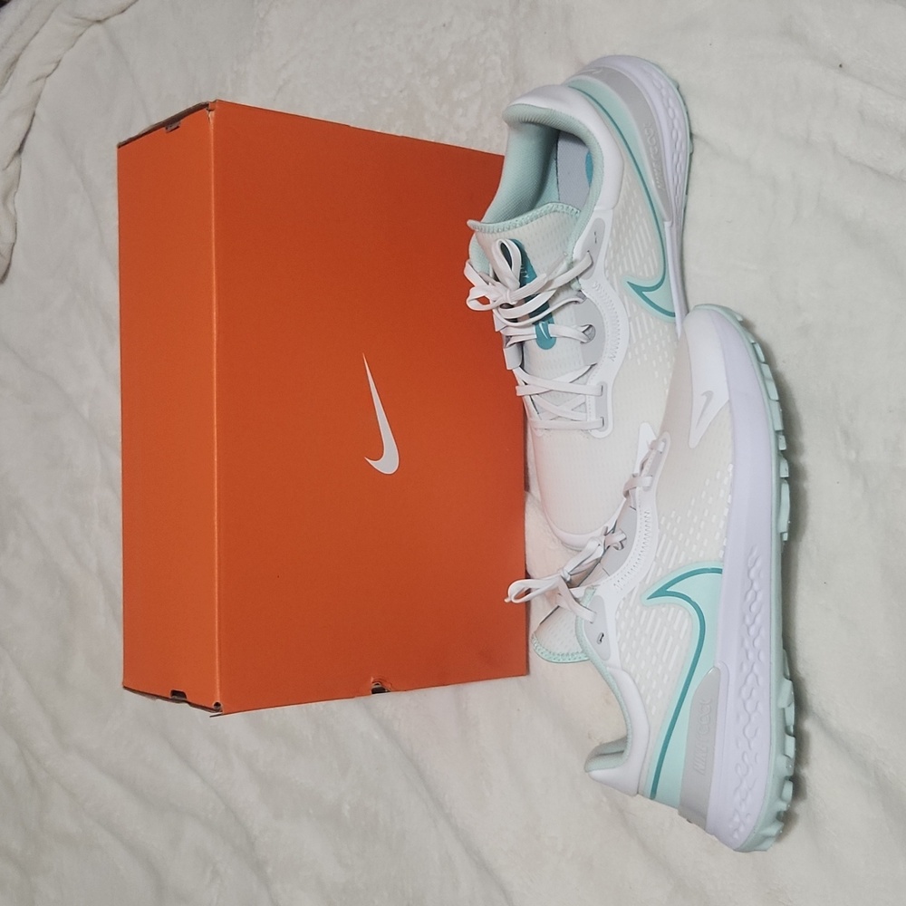Nike golf shoes